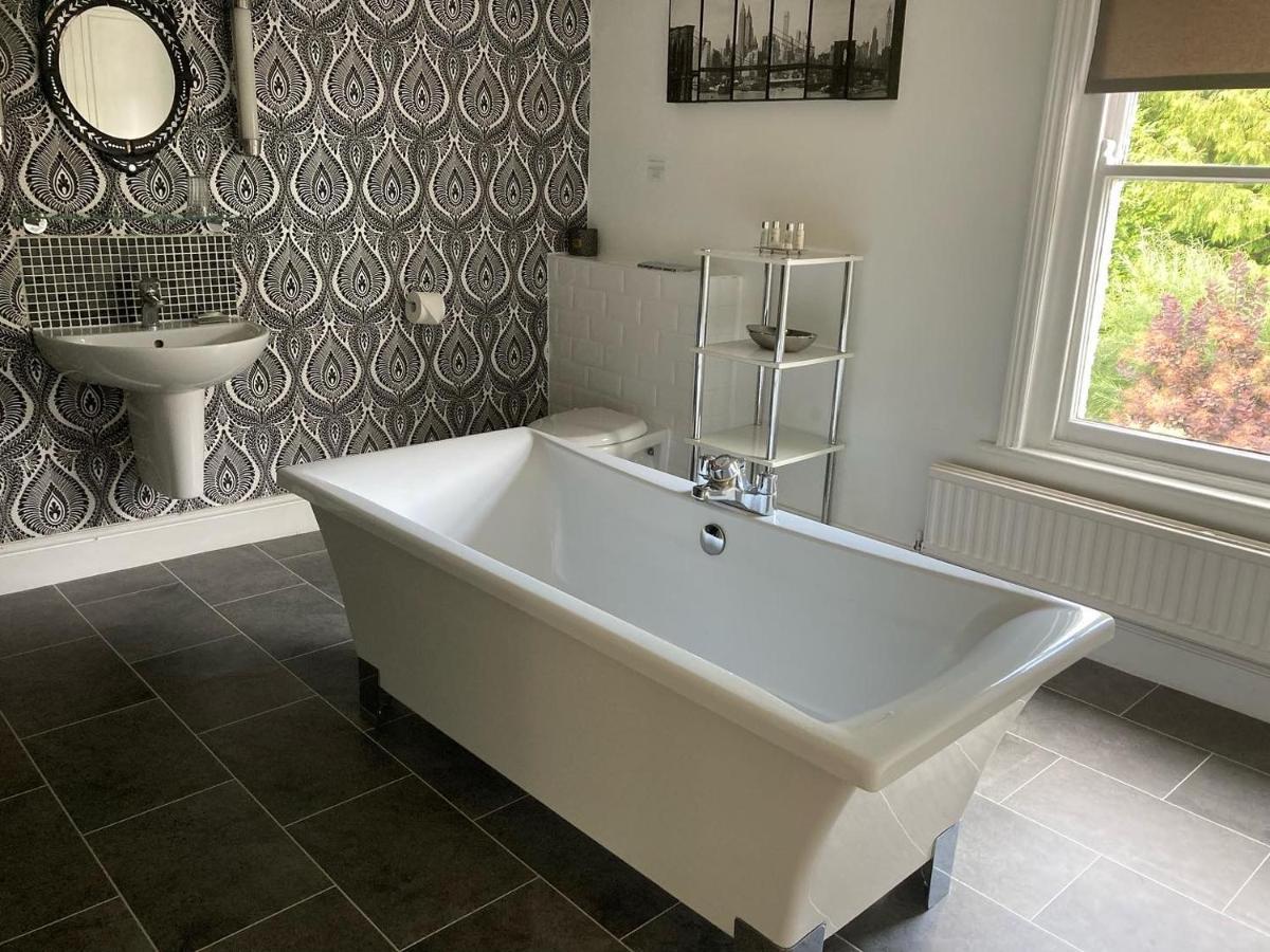 Malvern View Cheltenham Bagian luar foto